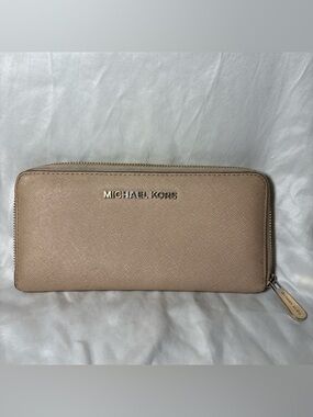 Michael Kors Saffiano Zip-Around Wallet - Nude Pink